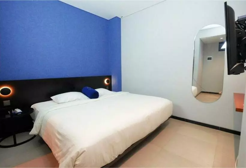 هتل Youstay Semarang By Sinergi