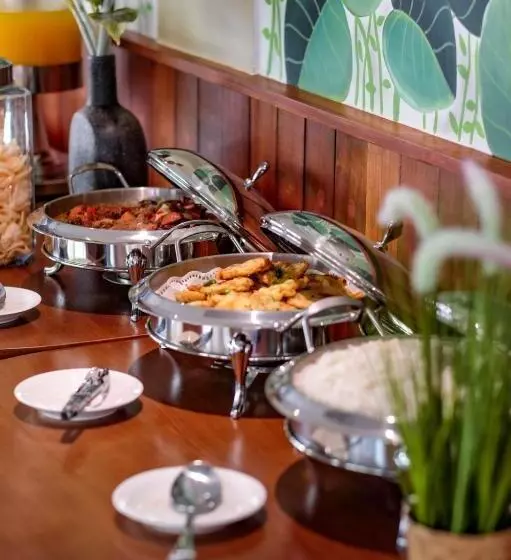 هتل Youstay Semarang By Sinergi