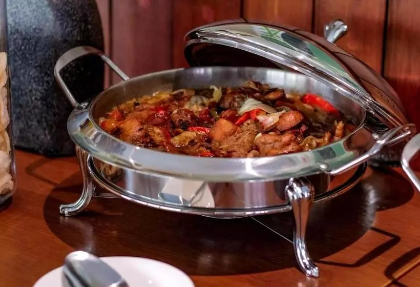 هتل Youstay Semarang By Sinergi