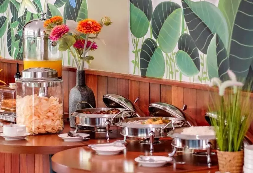 هتل Youstay Semarang By Sinergi