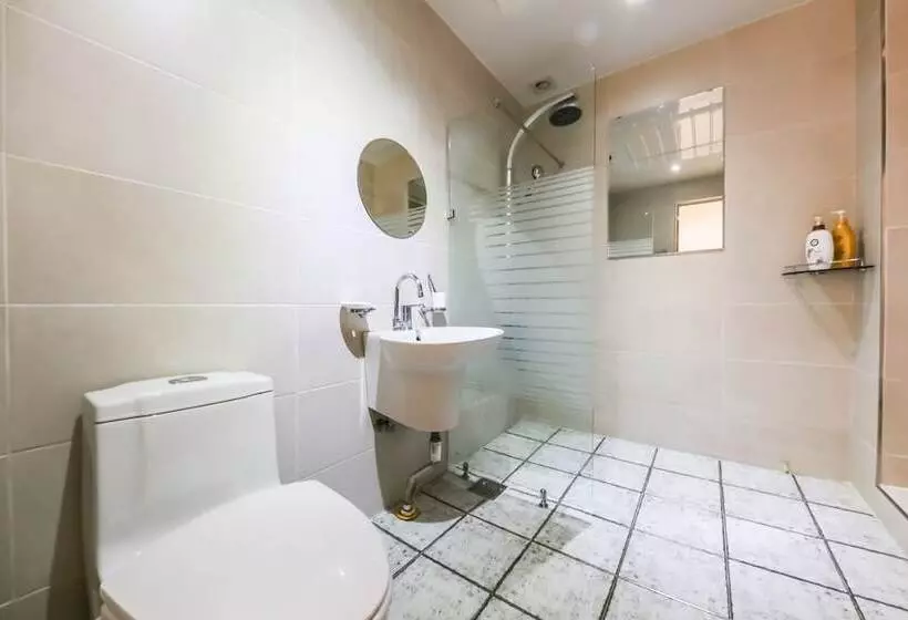 Motelli Eumseong Romy And Julie