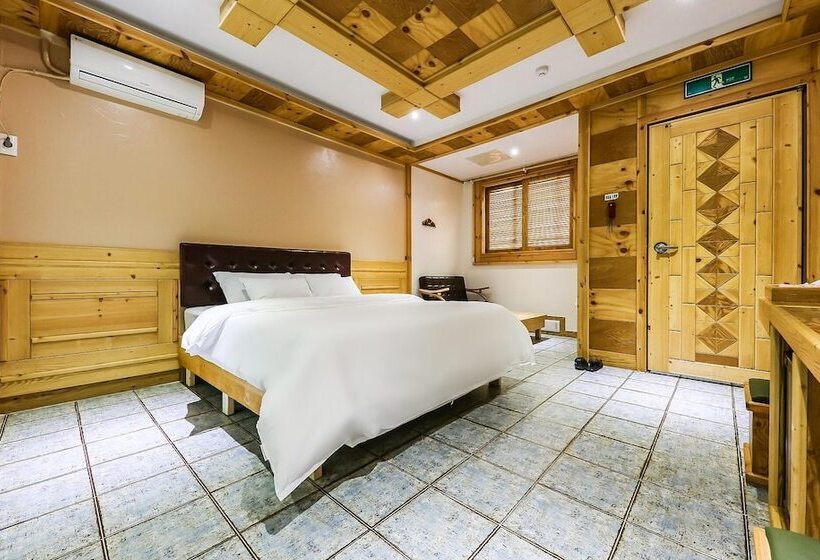 Motel Eumseong Romy And Julie