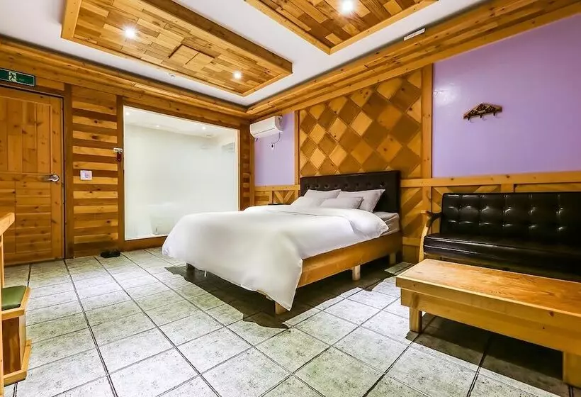 Motelli Eumseong Romy And Julie