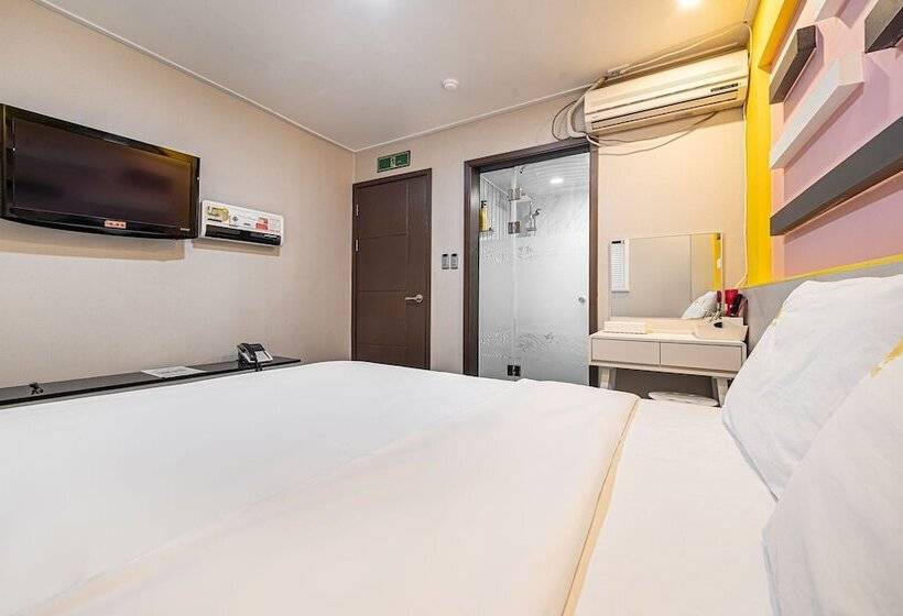 Мотель Gwangju Namjongmyeon Renaissance