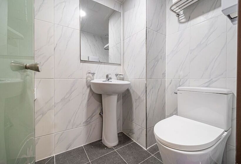 Мотель Gwangju Namjongmyeon Renaissance