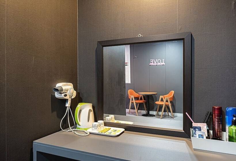 Мотель Gwangju Namjongmyeon Renaissance