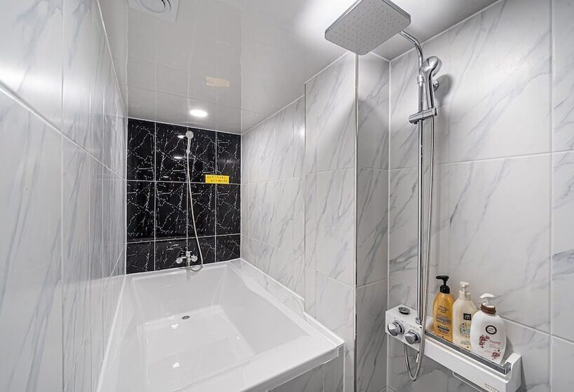 Мотель Gwangju Namjongmyeon Renaissance