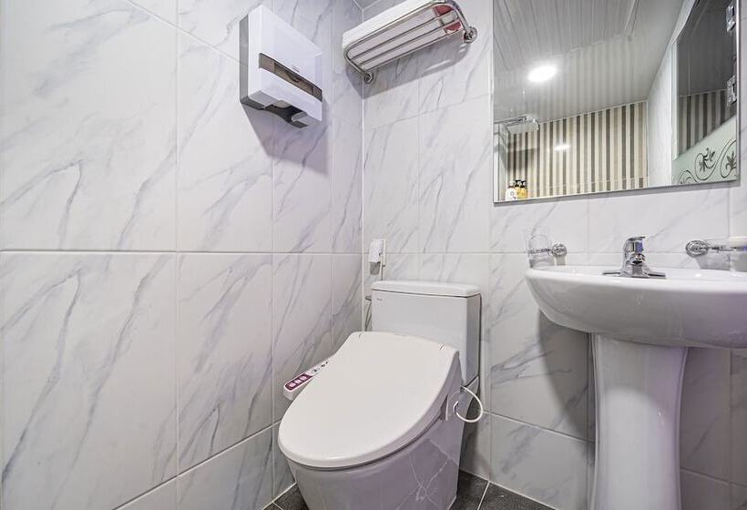 Мотель Gwangju Namjongmyeon Renaissance