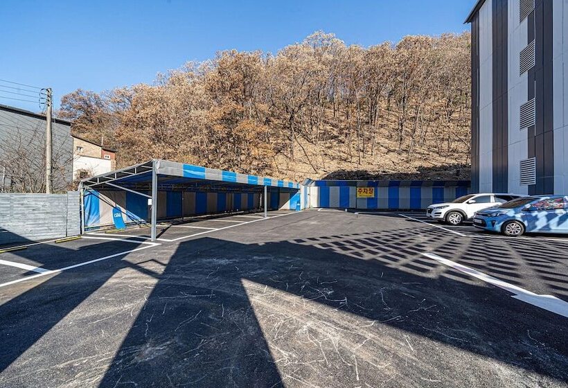 Мотель Gwangju Namjongmyeon Renaissance