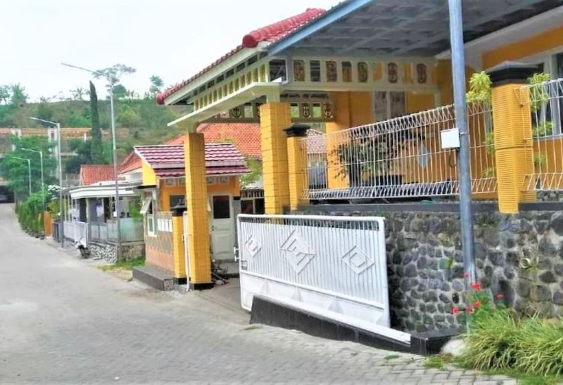 מוטל Homestay Puspita Pacet