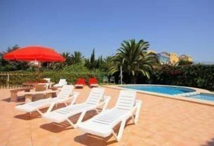 Apartamentos Costa Verde Albir