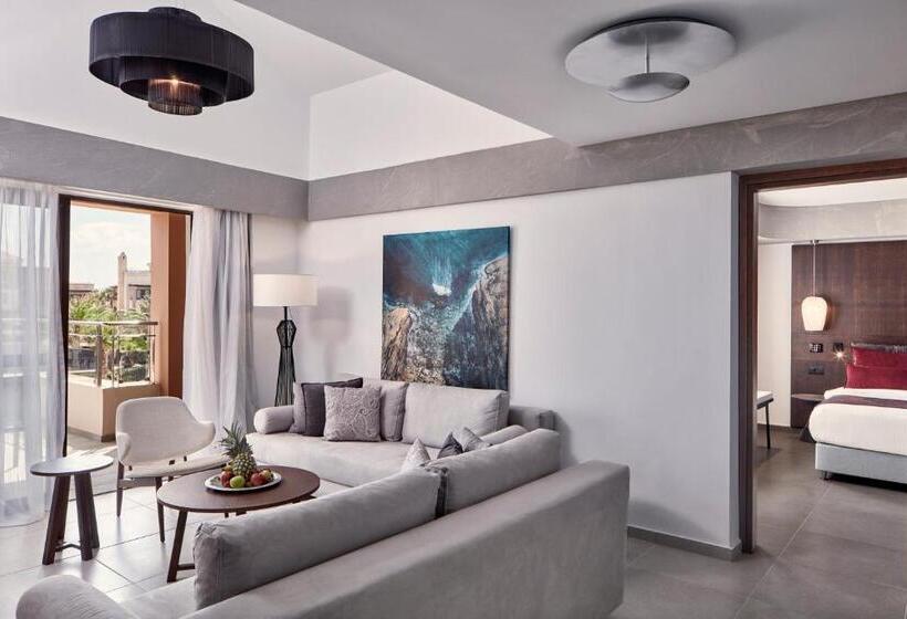 בית מלון כפרי Atlantica Caldera Palace