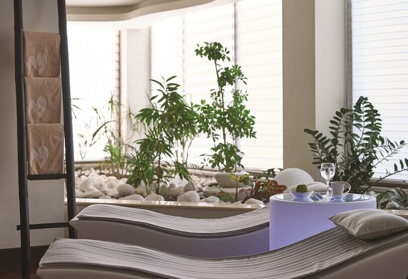 בית מלון כפרי Atlantica Caldera Palace