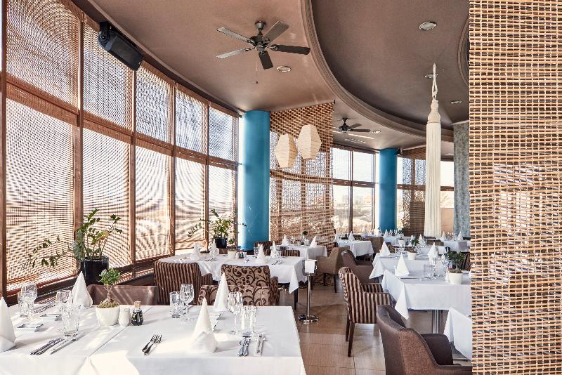 בית מלון כפרי Atlantica Caldera Palace