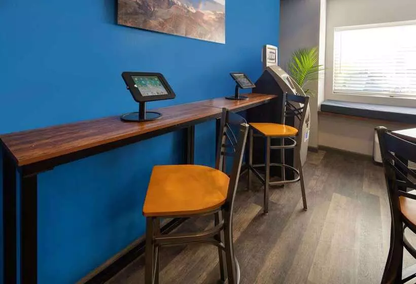 Hotelli Baymont By Wyndham Las Vegas South Strip