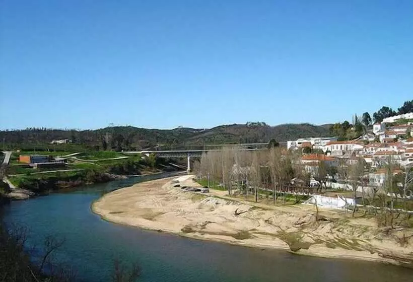 Отель Casa João Chagas Guesthouse, Constância