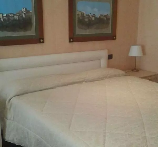 هتل Colosseo Studio Suite