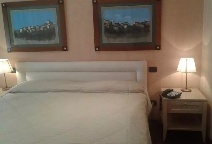 هتل Colosseo Studio Suite