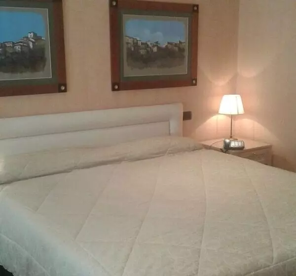 هتل Colosseo Studio Suite