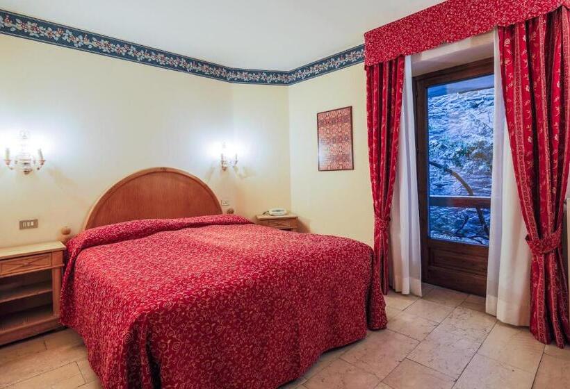 בית מלון כפרי Courmayeur