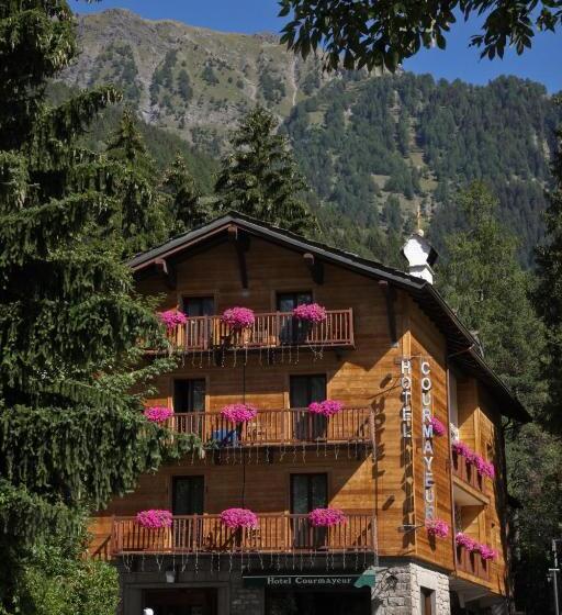 בית מלון כפרי Courmayeur