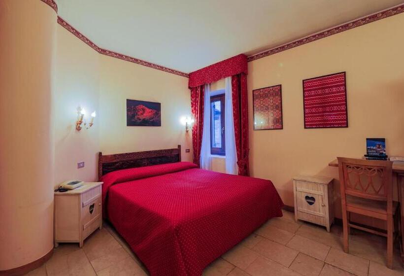 בית מלון כפרי Courmayeur