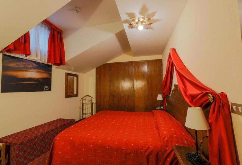 בית מלון כפרי Courmayeur