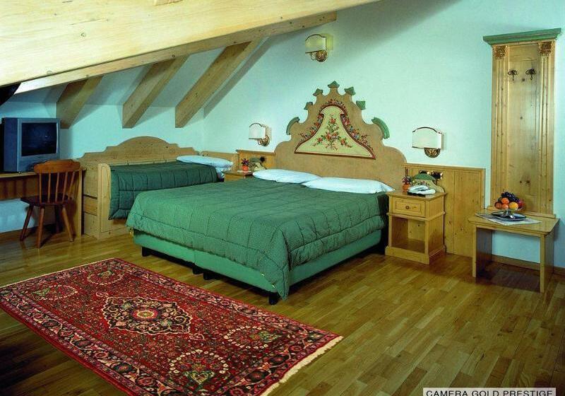 Hotel Dolomiti Schloss