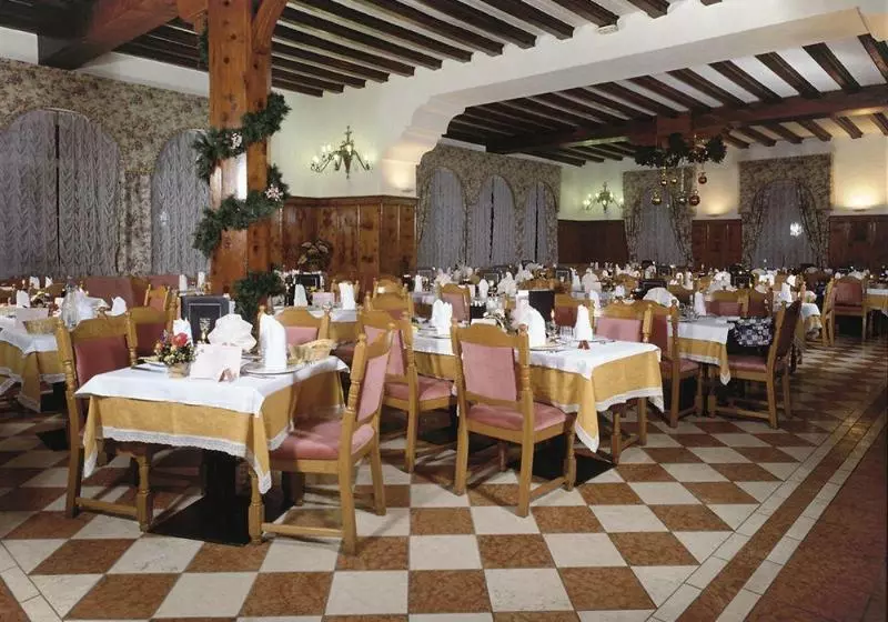 ホテル Dolomiti Schloss