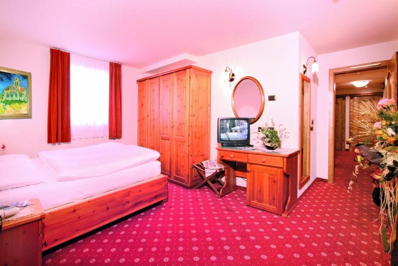 Hotel Dolomiti Schloss