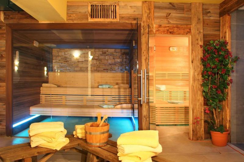 Hotel Dolomiti Schloss