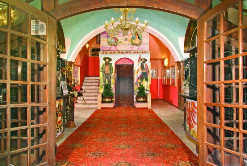 Hotel Dolomiti Schloss