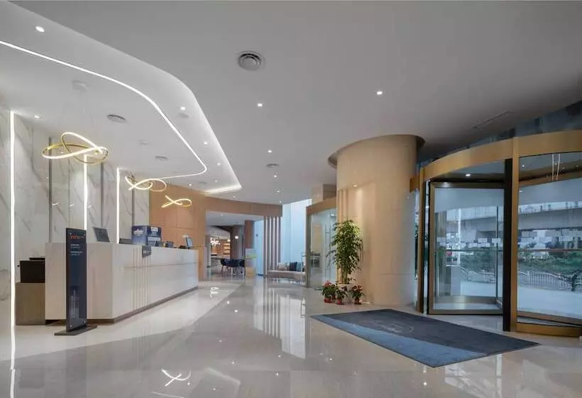 호텔 Holiday Inn Express Shanghai Jinqiao Central, An Ihg
