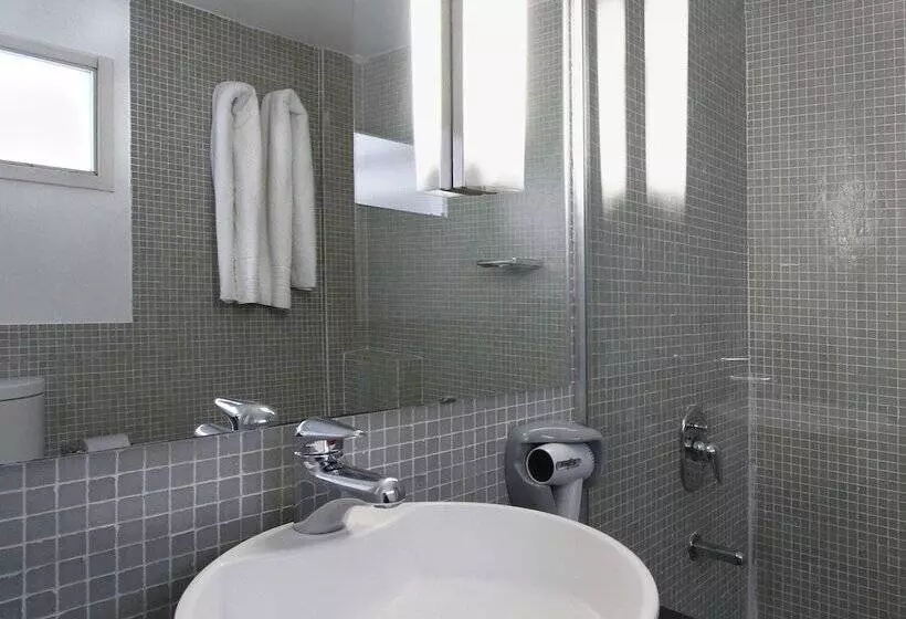 هتل Htl 9 De Julio Bsas