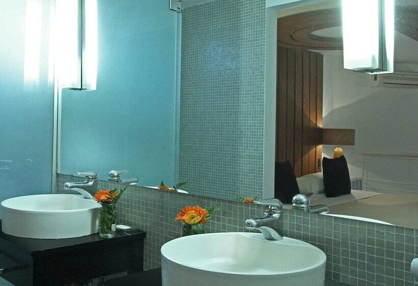 هتل Htl 9 De Julio Bsas