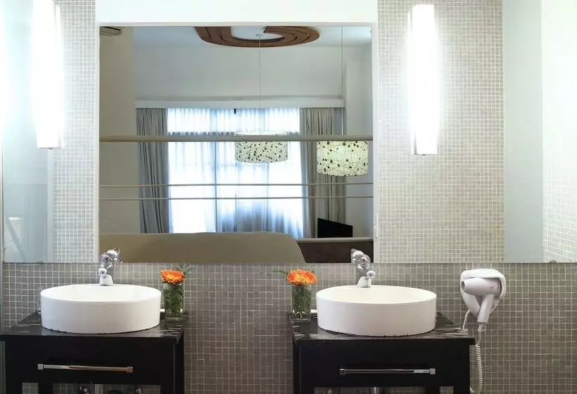 هتل Htl 9 De Julio Bsas