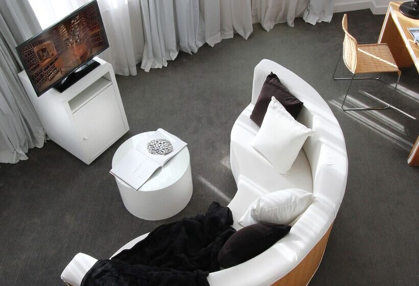 هتل Htl 9 De Julio Bsas