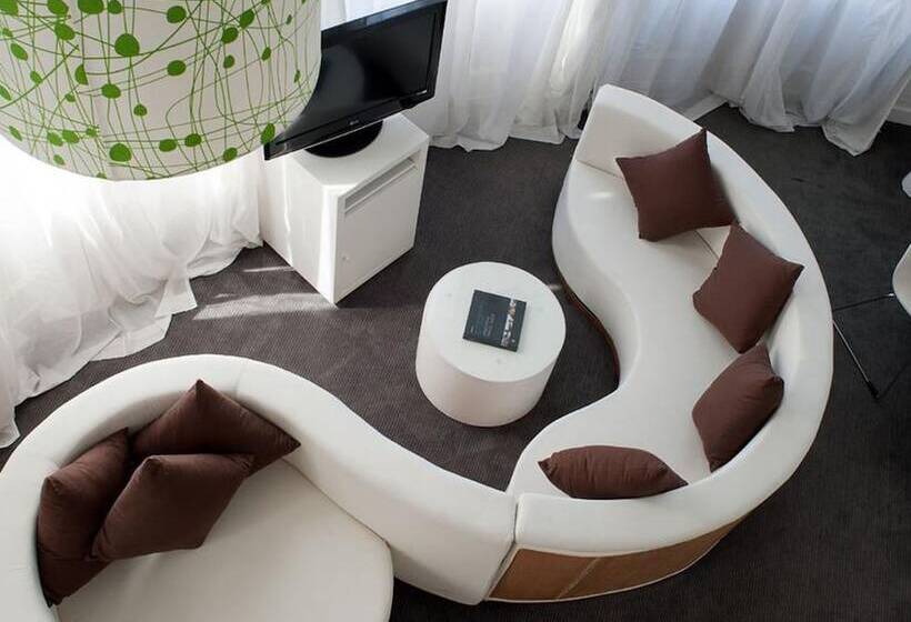 هتل Htl 9 De Julio Bsas