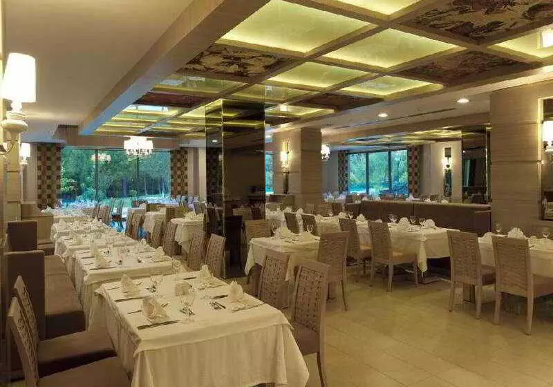 酒店 Kaya Izmir Thermal & Convention
