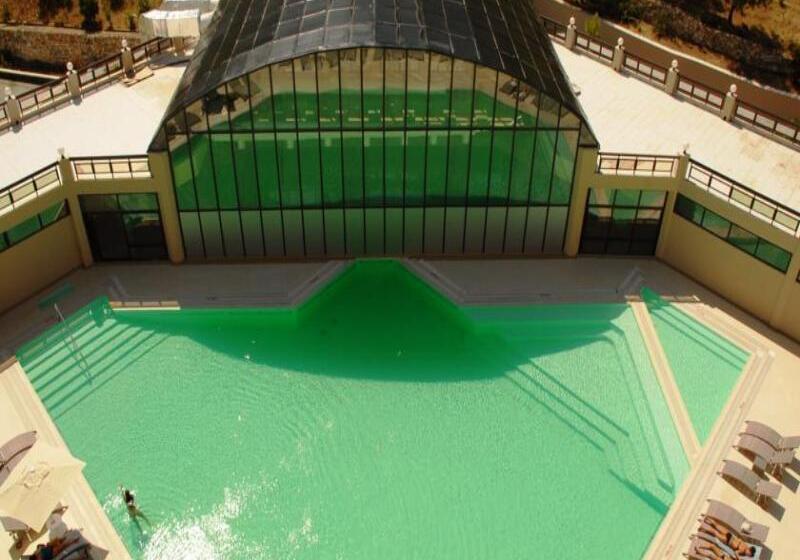 בית מלון כפרי Kaya Izmir Thermal & Convention