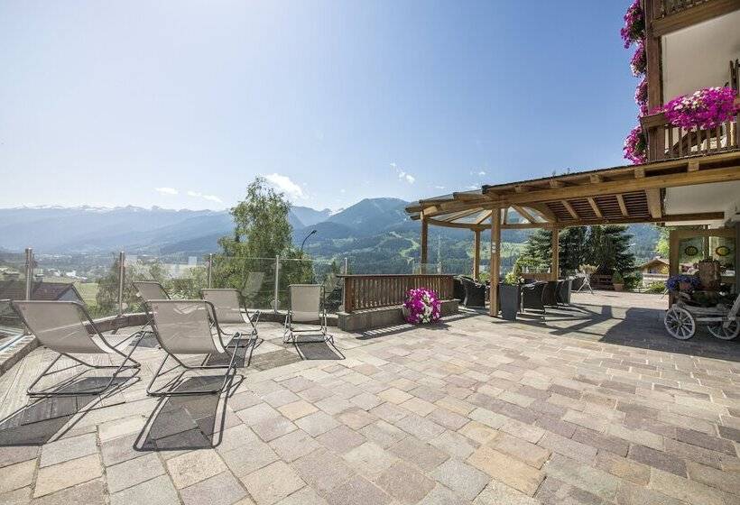 호텔 La Roccia Wellness