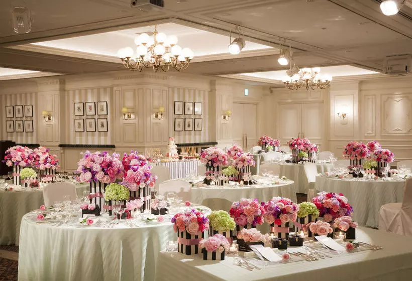 Отель Monterey Sapporo