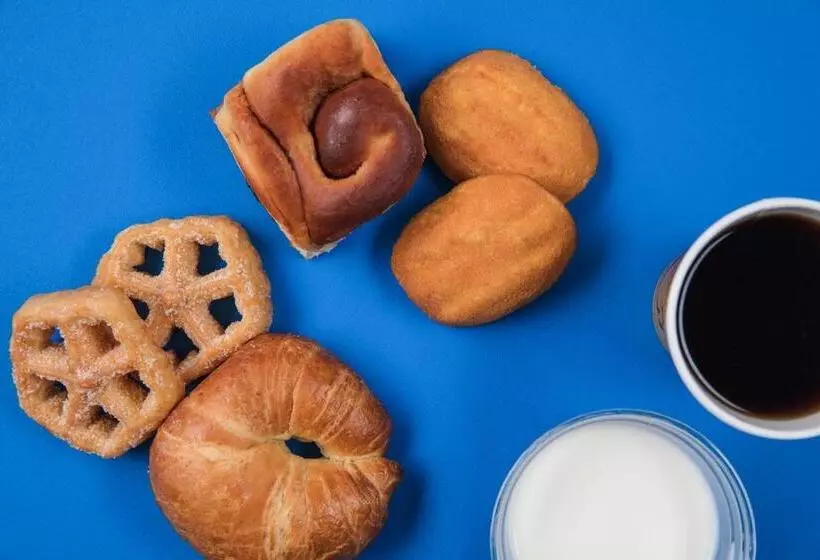 فندق One Puebla Finsa