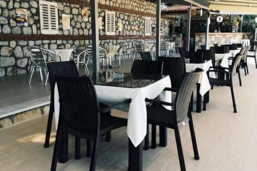 בית מלון כפרי Pine Beach Boutique