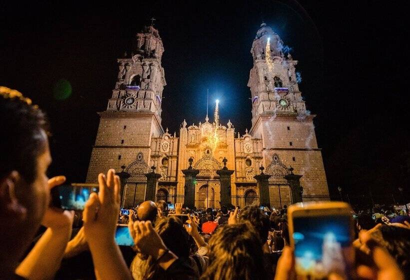 فندق Plaza Morelia