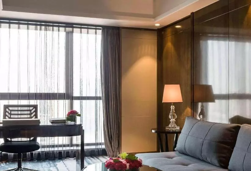 Otel Pullman Shanghai Jing An