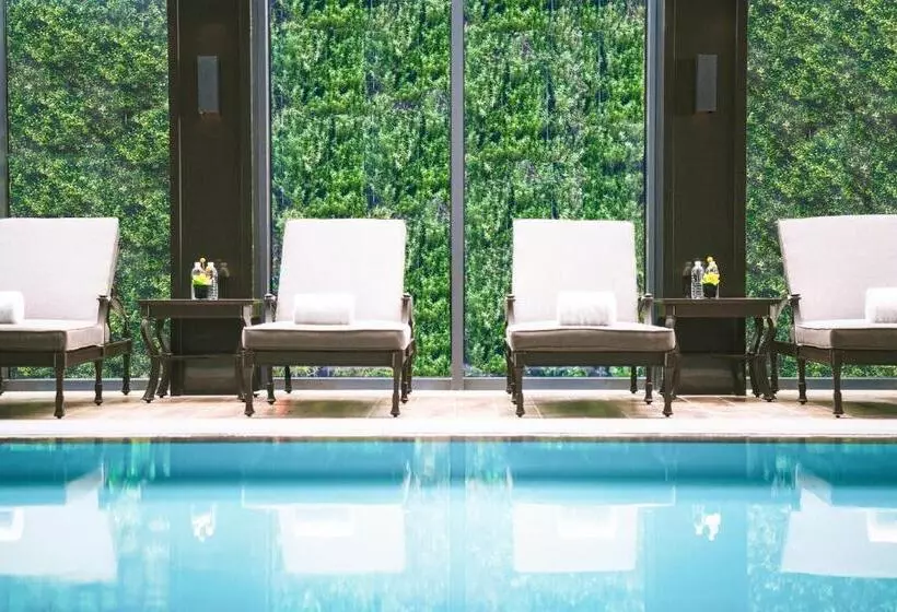 Otel Pullman Shanghai Jing An