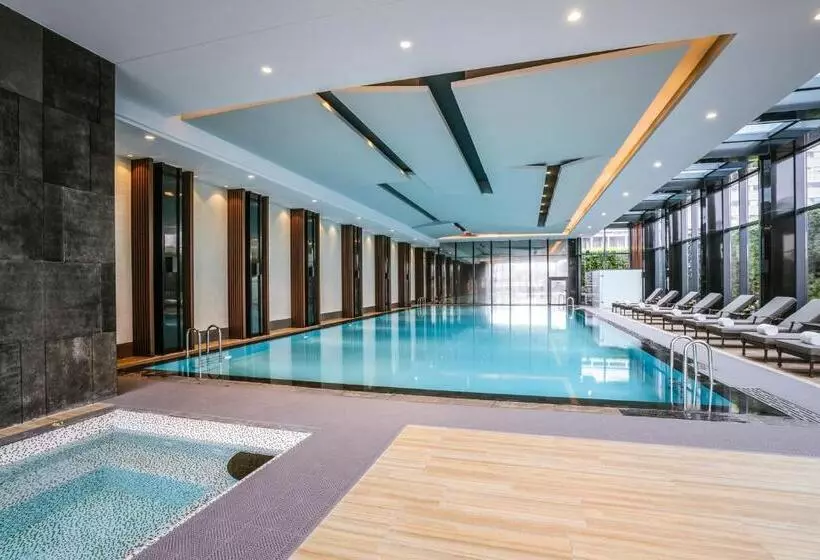 Otel Pullman Shanghai Jing An