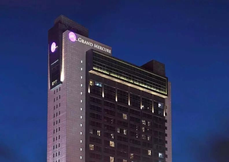 Otel Pullman Shanghai Jing An