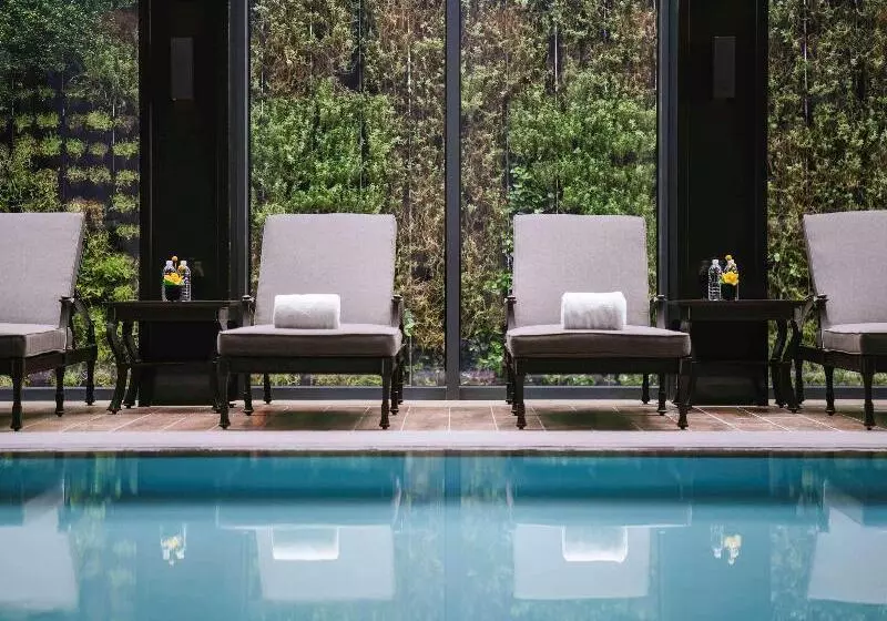 Otel Pullman Shanghai Jing An